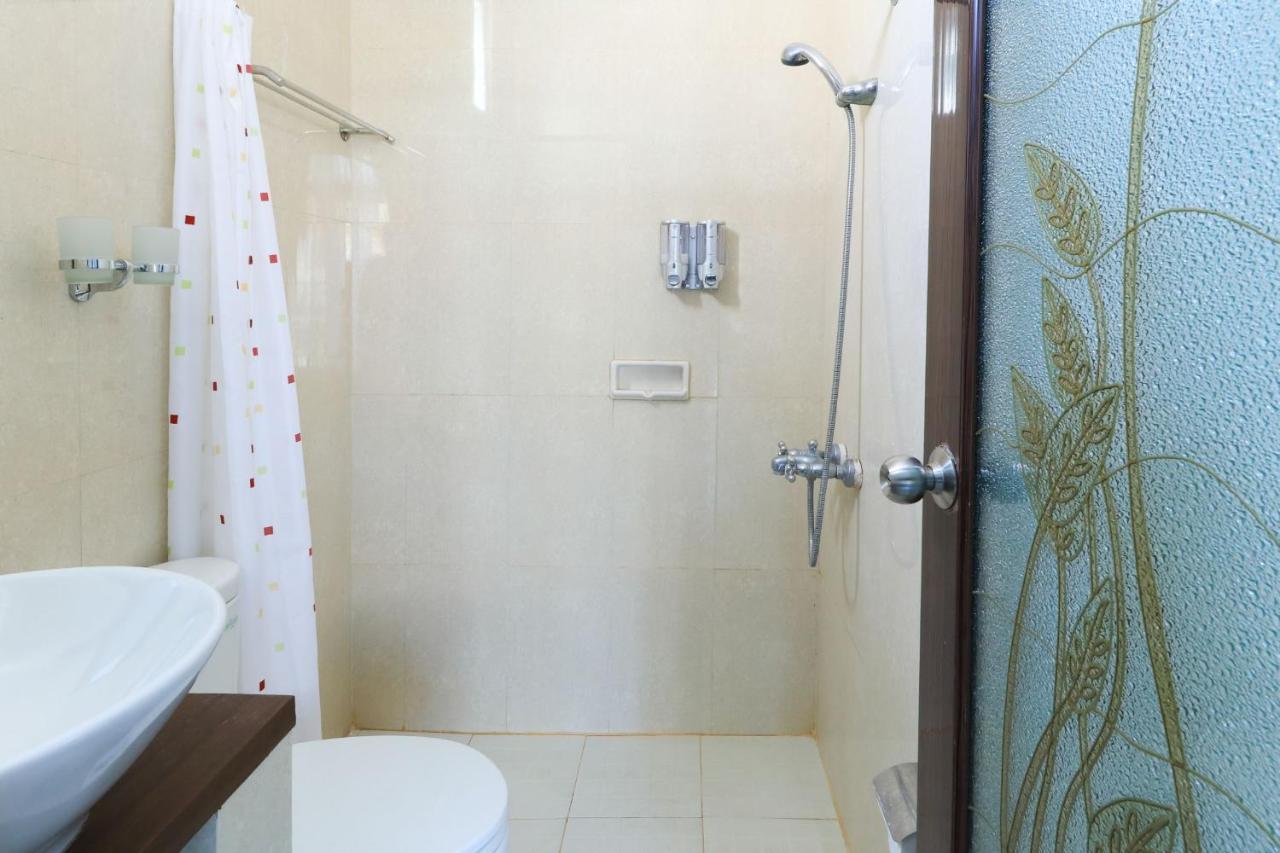 Ge JacMart Homestay Makassar Bagian luar foto